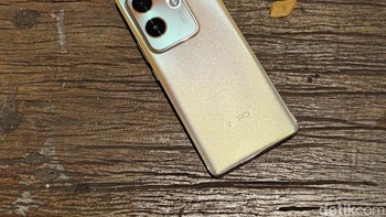 Untuk dapur pacu, Infinix Zero 30 didukung oleh prosesor octa-core Helio G99 dari MediaTek, yang memiliki proses fabrikasi sebesar 6nm. HP ini punya RAM total 16GB dan ROM 256 GB Foto: Adi Fida Rahman/detikINET
