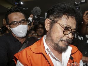Dua Kali Anggukan Kepala SYL: Jumpa di Kertanegara dan Firli Tersangka