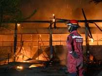 Ruang Guru di SMP Negeri 8 Makassar Ludes Terbakar