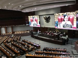 Puan Pimpin Rapat Paripurna DPR, 154 Anggota Dewan Hadir Fisik