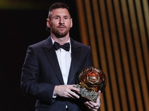 Messi Raih Ballon dOr, Netizen Singgung Ronaldo dan Haaland Lebih Pantas