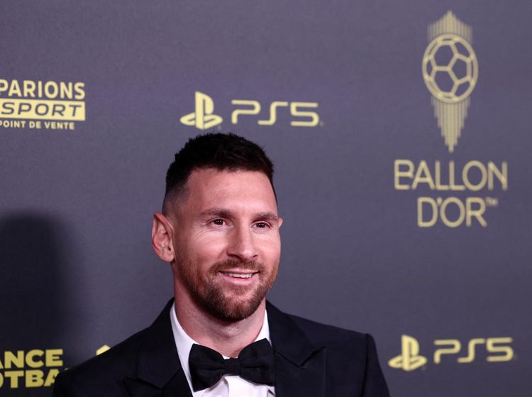 Senyum Messi di Karpet Merah Ballon dOr 2023