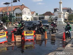 Terkuak! Sumber Luberan Minyak di Tugu Jogja Ternyata dari Usaha Kuliner