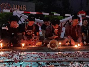 Mahasiswa UNS Gelar Peringatan 2 Tahun Tewasnya Gilang Korban Diksar Menwa