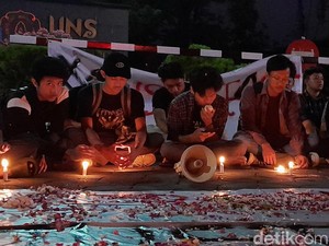 Mahasiswa UNS Gelar Peringatan 2 Tahun Tewasnya Gilang Korban Diksar Menwa