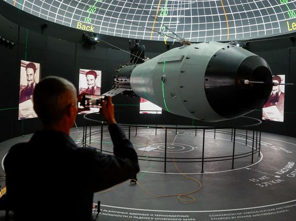 Mengintip Deretan Bom Atom di Museum Nuklir Moskow