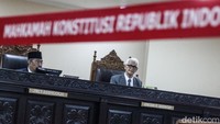 MKMK rencananya juga akan memeriksa Anwar Usman dalam sidang tertutup hari ini. 