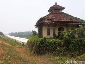 Tak Biasa: Musala Berdiri Kokoh di Proyek Tol Serang-Panimbang