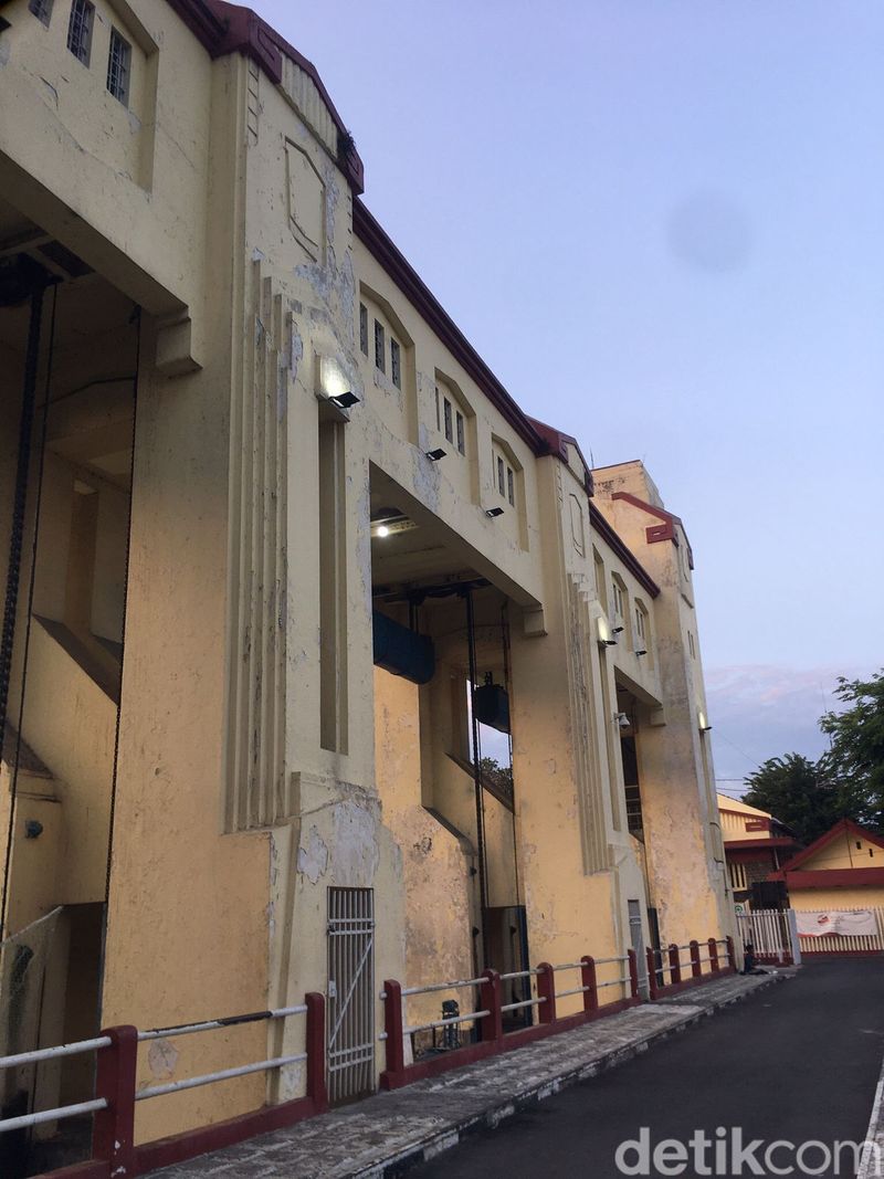 Pintu Air Jagir Surabaya