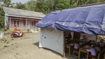 Siswa SD di Bantargebang Belajar di Tenda Darurat