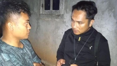 Marselinus Neonane saat dimintai keterangan oleh polisi di Timor Tengah Selatan, Nusa Tenggara Timur, beberapa waktu lalu.