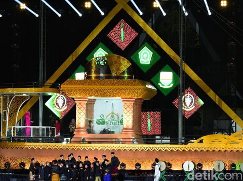 Suasana pembukaan STQH yang berlangsung di Jambi Suasana pembukaan STQH yang berlangsung di Jambi