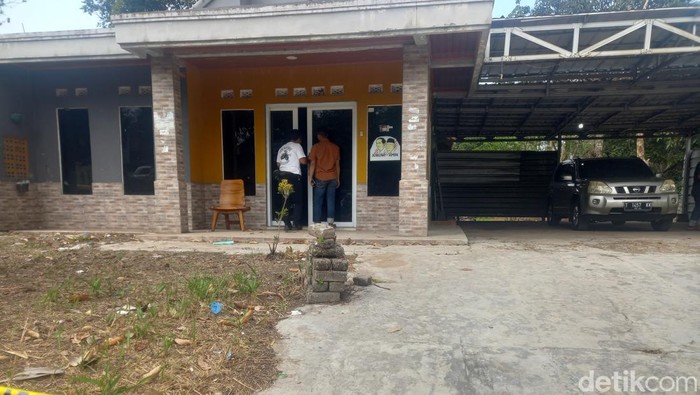 Suasana TKP pembunuhan Tuti-Amel di Ciseuti, Jalancagak, Subang, Selasa (31/10/2023).