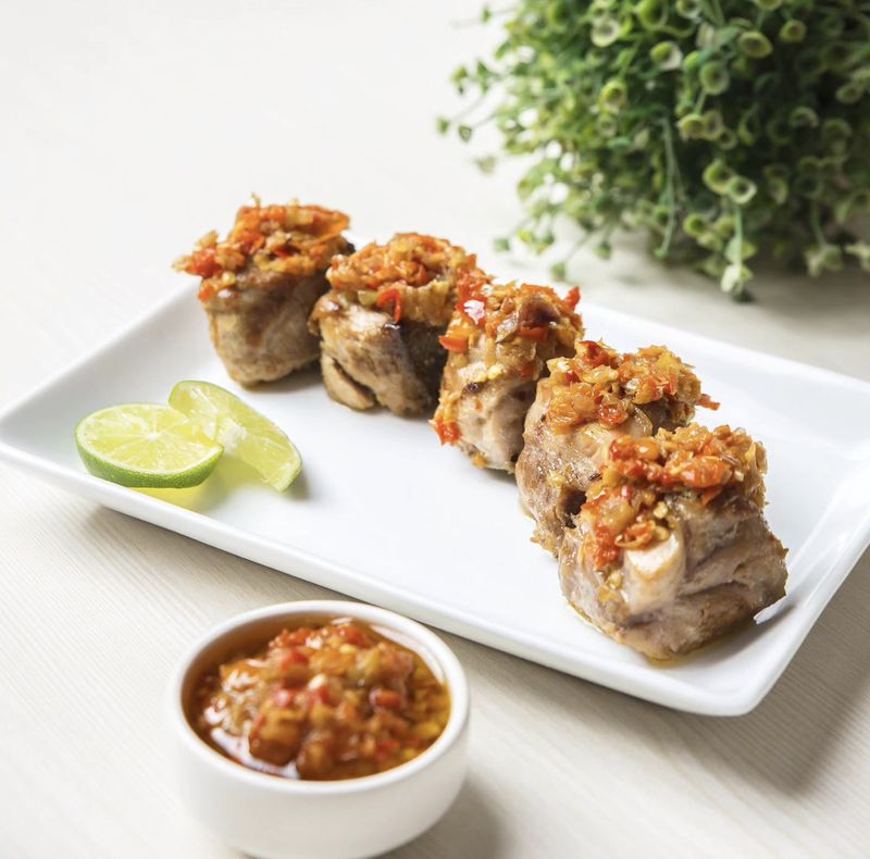 5 Restoran Manado yang Nyaman, Menunya Rahang Tuna hingga Nasi Kuning Cakalang