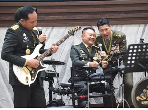 Jenderal Agus Subiyanto, Jago Gelut, Juara Menembak, Mahir Bermusik