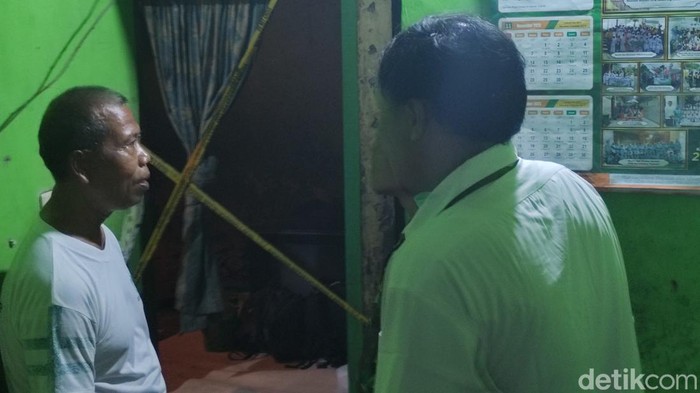 Foto kamar korban digaris polisi