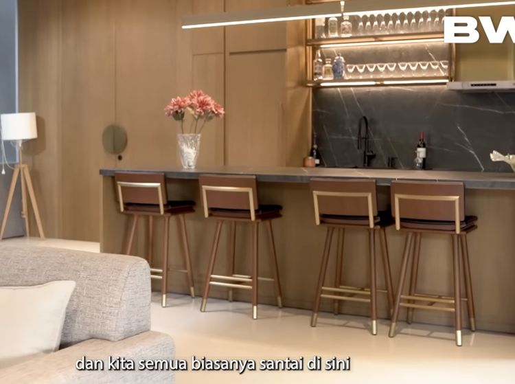 Elegan! Potret Dapur Boy William yang Menyatu dengan Ruang Tamu