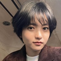 Dengan potongan rambut barunya, Kim Tae Ri disebut bak beda orang. Netizen dan penggemar pangling setelah melihat unggahan selfie Kim Tae Ri di Instagram.Foto: dok. Instagram @kimtaeri.ifc