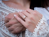 15 Inspirasi Dekorasi Lamaran yang Estetik dan Elegan