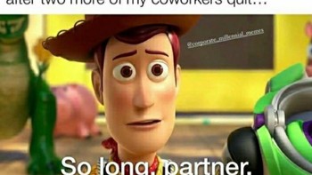 Resign juga apa nggak, ya? Foto: Instagram/corporate_millennial_memes