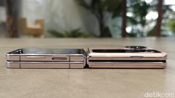 Galaxy Z Flip 5 disokong Snapdragon 8 Gen 2. Sedangkan Oppo Find Ne3 disokong Dimensity 9200. Kedua chip ini dibuat dengan fabrikasi 4 nm, mana yang lebih unggul musti diuji lebih lanjut. Foto: Adi Fida Rahman/detikINET