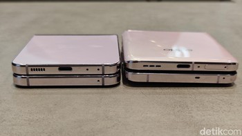 Saat dilipat Galaxy Z Fold 5 punya ketebalan 15,1 mm. Kalau Oppo Find N3 Flip puny a ukuran 16,2. Foto: Adi Fida Rahman/detikINET