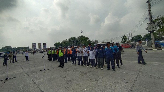 Pemprov DKI Gelar Razia Tilang Uji Emisi di Pulo Gadung Jaktim