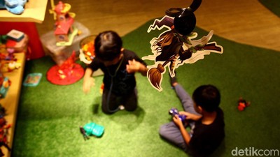 Bukannya Takut, Anak-anak Ini Malah Gembira ke Dental Care saat Halloween