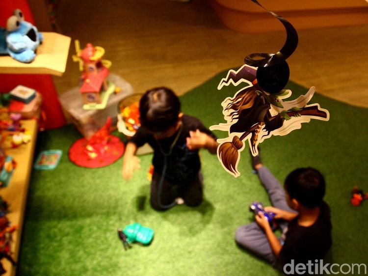 Bukannya Takut, Anak-anak Ini Malah Gembira ke Dental Care saat Halloween