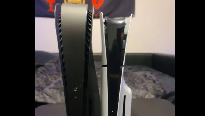 Perbandingan PS5 edisi original dan edisi baru yang lebih tipis