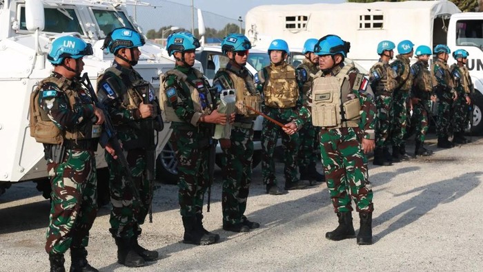 Personel Satgas FHQSU XXVI-O1Kontingen Garuda UNIFIL menggelar latihan. (dok Puspen TNI)