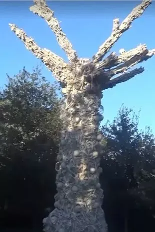 Pesta Halloween 2023 di Rumah Kim Kardashian Pesta Halloween 2023 di Rumah Kim Kardashian