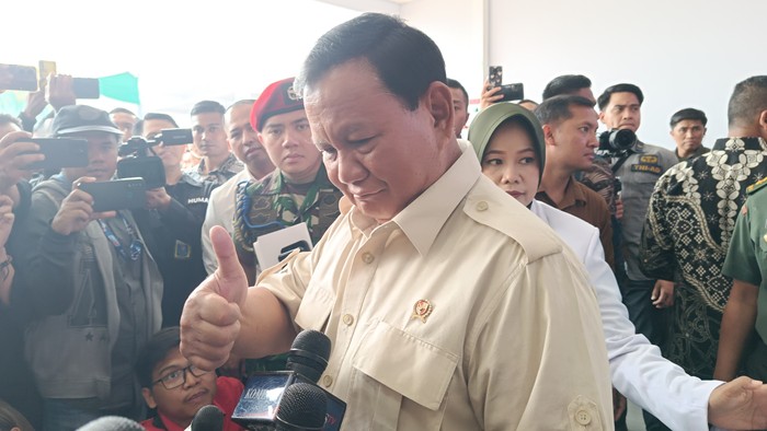 Prabowo acungkan jempol soal Jenderal Agus (Rizky/detikcom)