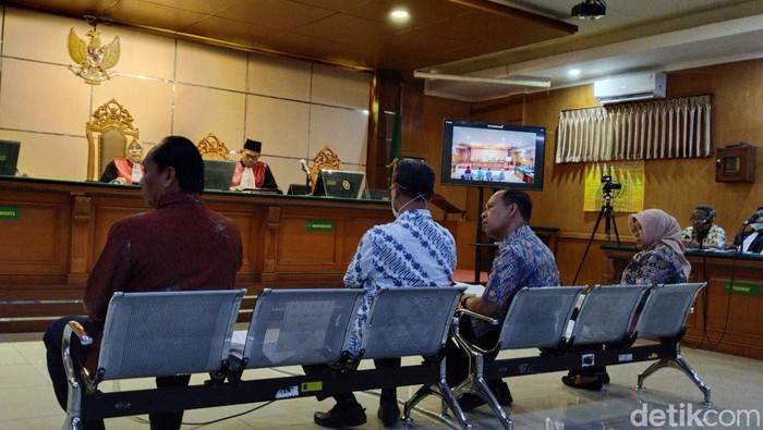 Sidang pemeriksaan saksi kasus korupsi Yana Mulyana cs di Pengadilan Tipikor Bandung, Rabu (1/11/2023)