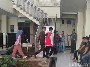 Siswa Pembacok Guru Demak Divonis 2,5 Tahun Bui