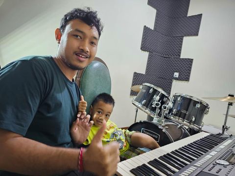 Cerita Sunar Sanggita, Perusahaan Musik dengan Pengajar Tunanetra
