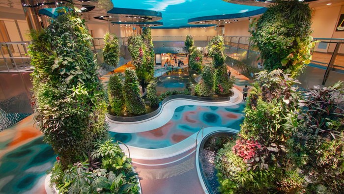 Penampakan Terminal 2 Bandara Changi yang baru dibuka kembali