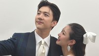 Thunder dan Mimi sudah pacaran 4 tahun sebelum akhirnya mengumumkan hubungan mereka ke publik berbarengan dengan pemberitahuan rencana pernikahan. (Foto: dok. Instagram @mimi01o1)
