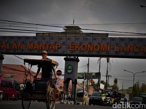 BIJB Kertajati Beroperasi, Perbaikan Jalan di Majalengka Dikebut