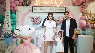 8 Potret Ultah ke-3 Kelly Cucu Bambang Trihatmodjo, Meriah Bertema Paris