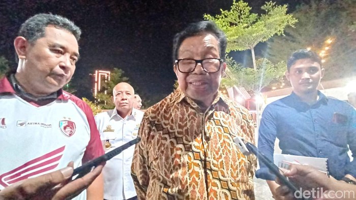 Founder Bosowa Aksa Mahmud.
