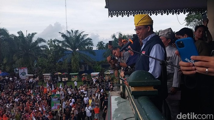 Anies Baswedan di gedung MABMI Langkat.