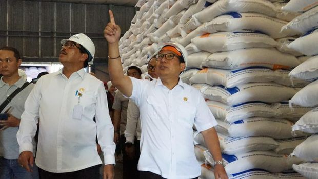 3.500 ton beras Kamboja masuk lewat Pelabuhan Tanjung Emas, 2 November 2023