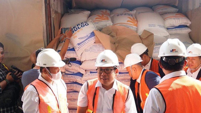 Beras Kamboja 10 ribu ton