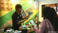 Event yang digelar hingga 2 November 2023 tersebut menghadirkan puluhan perusahaan nasional maupun multinasional.  