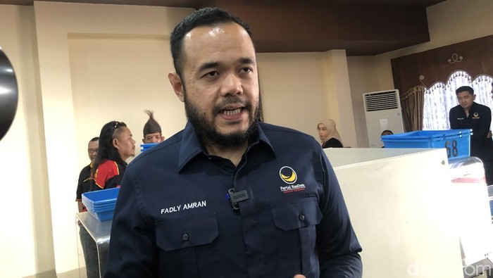 Ketua DPW NasDem Sumbar Fadly Amran