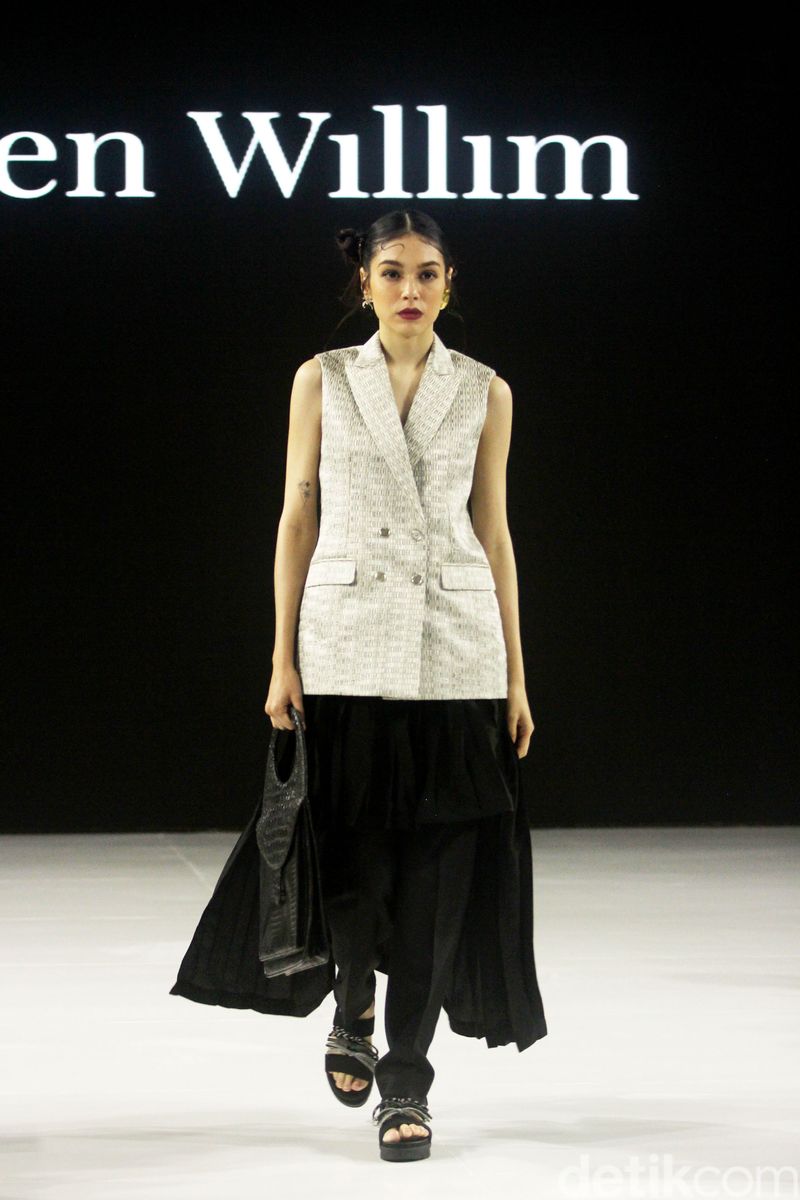 Koleksi Wilsen Willim di Ballroom The Langham