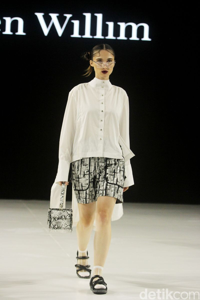 Koleksi Wilsen Willim di Ballroom The Langham