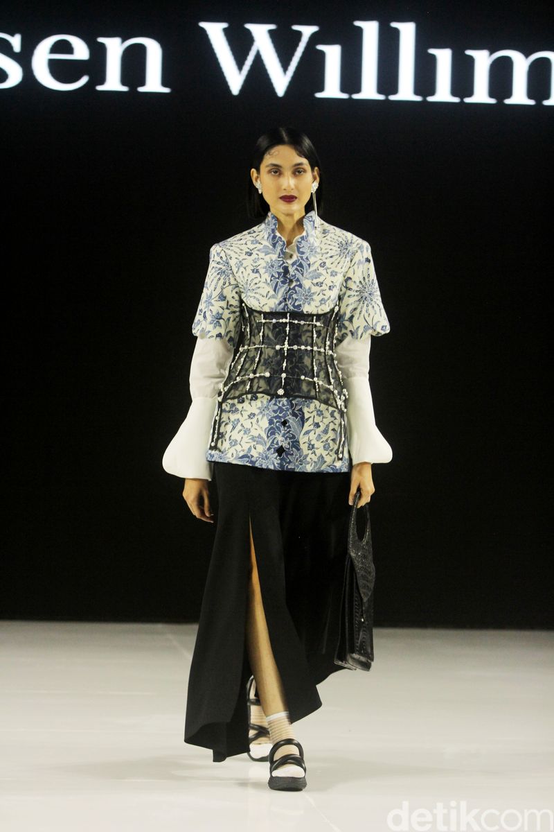 Koleksi Wilsen Willim di Ballroom The Langham