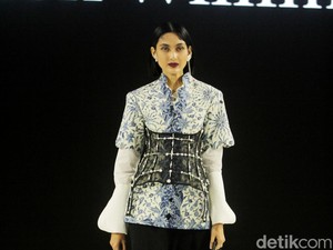 Koleksi Titik Koma, Upaya Desainer Wilsen Willim Tunjukkan Wanita Versinya